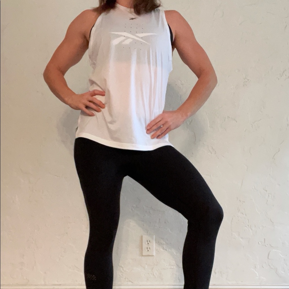 Bra, leggings and shirt bundle